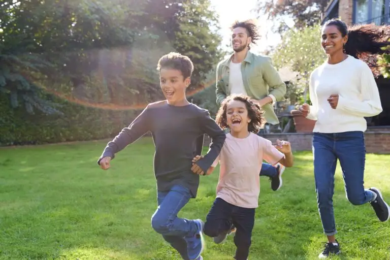 NaturePest Holistic Pest Control proudly offers organic lawn care services tailored to the unique needs of South Florida landscapes.